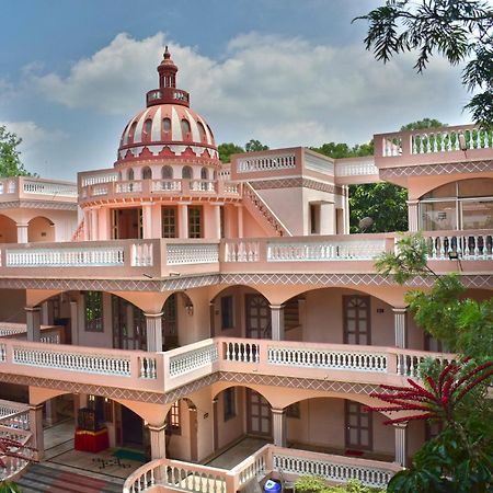 Jains Royal Palace Resorts เยลาคีรี ภายนอก รูปภาพ