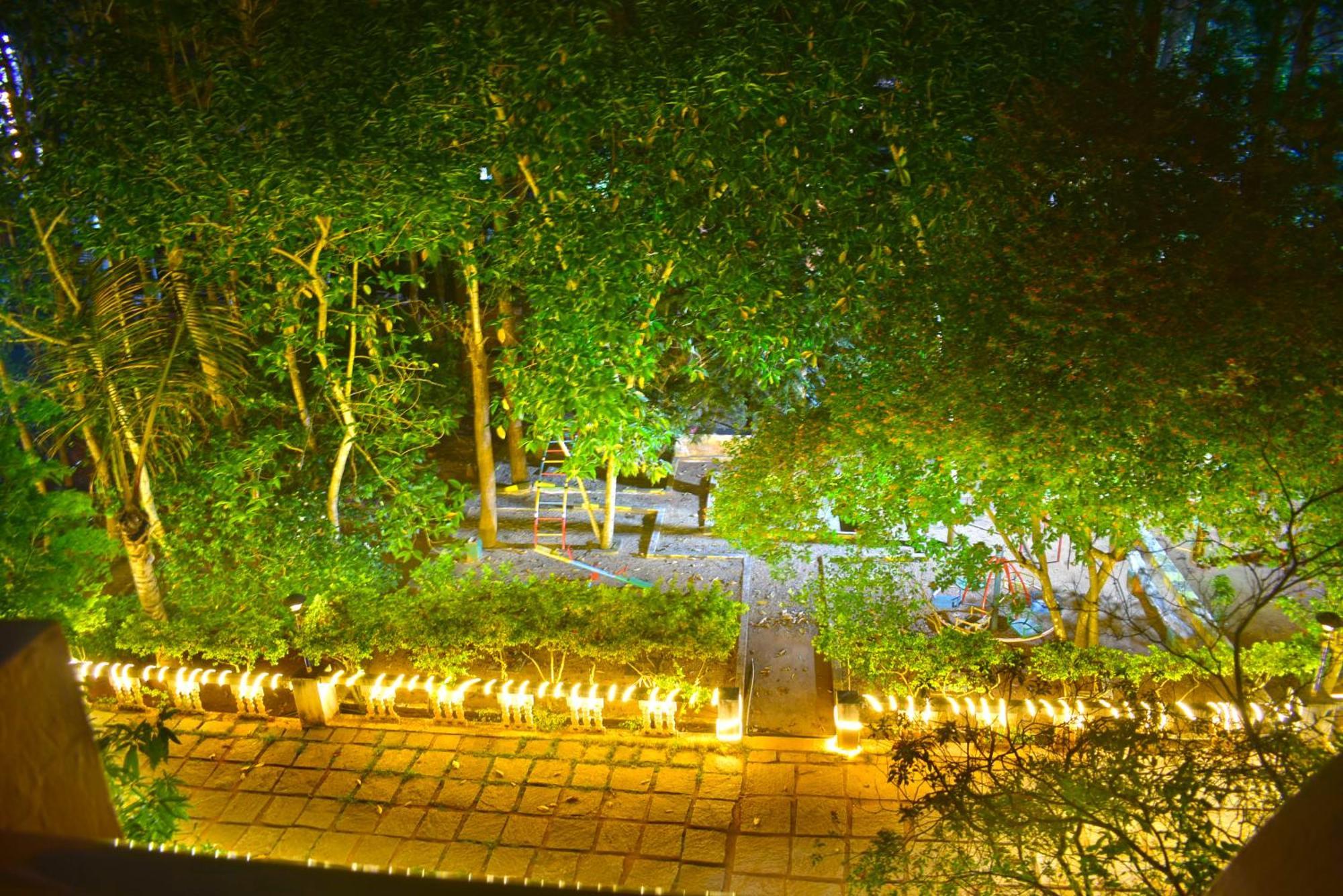 Jains Royal Palace Resorts เยลาคีรี ภายนอก รูปภาพ